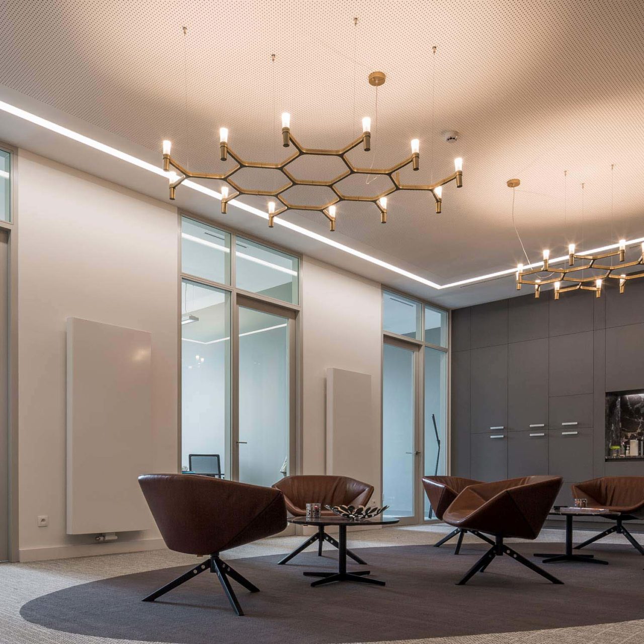Crown Plana Mega Pendant Lamp by Nemo Lamps
